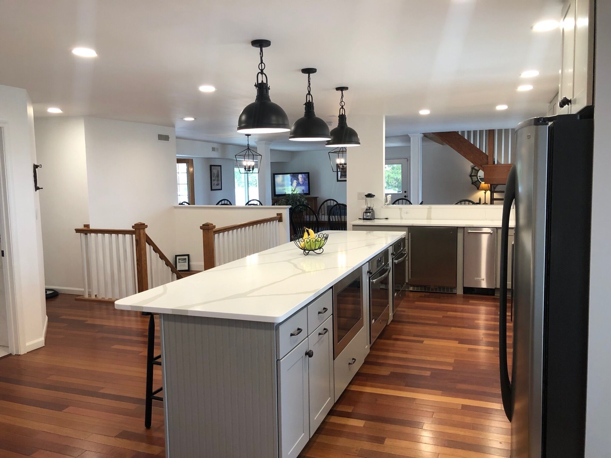 Year Round Waterfront Estate / Family Reunions / Retreats - Sleeps 28