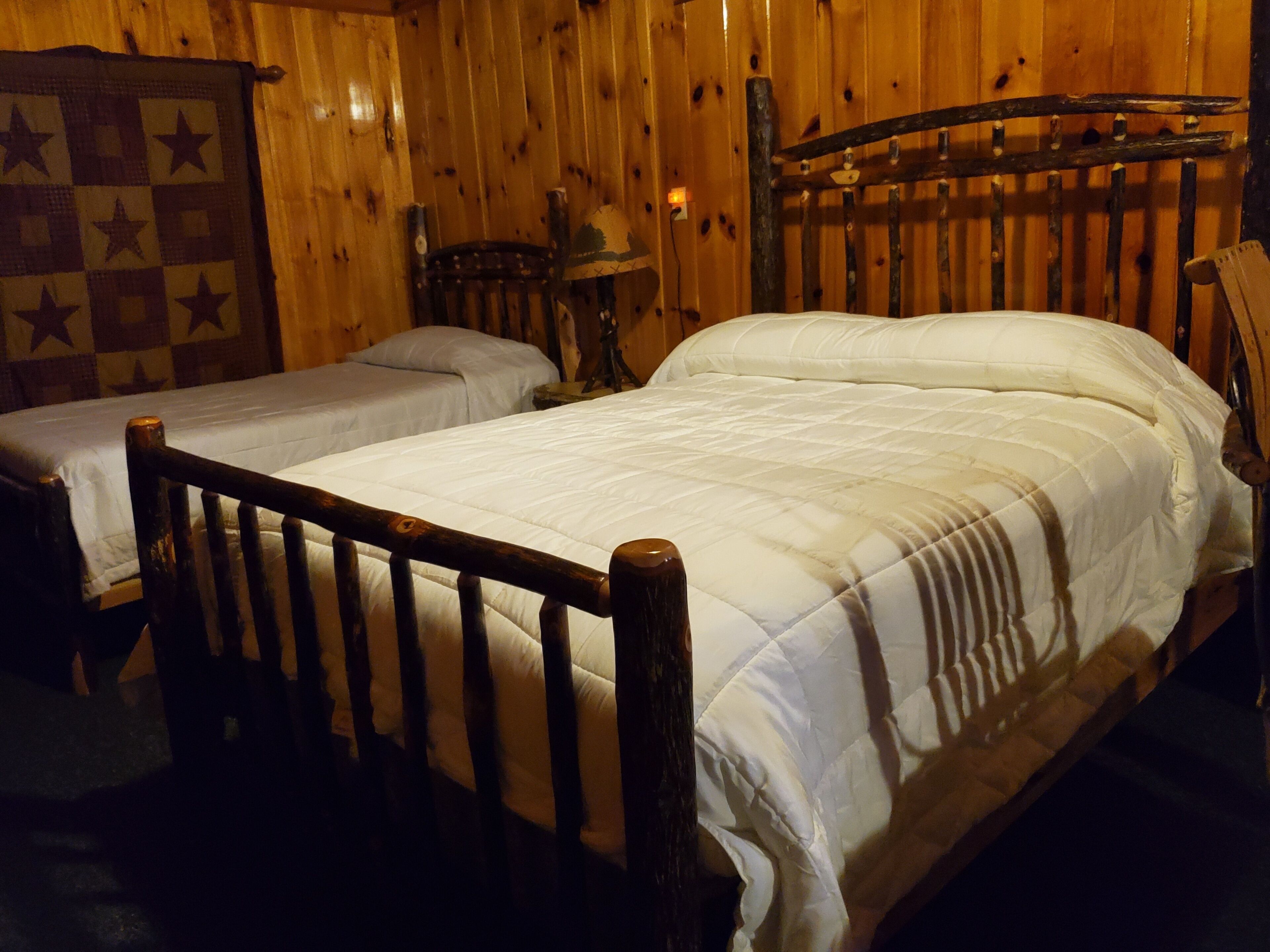 Secluded Luxury Cabin in the Endless Mountains