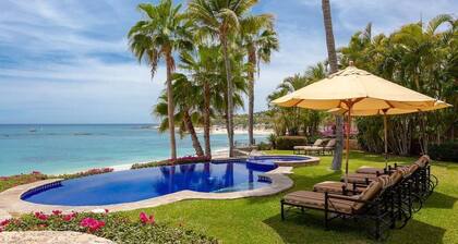 Private Beachfront Paradise, Right on the Best Swimming Beach in Los Cabos!