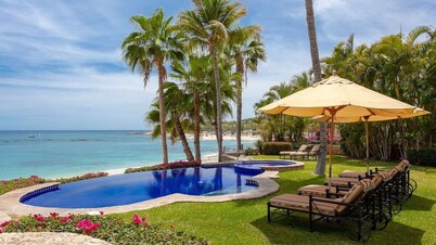 Private Beachfront Paradise, Right on the Best Swimming Beach in Los Cabos!