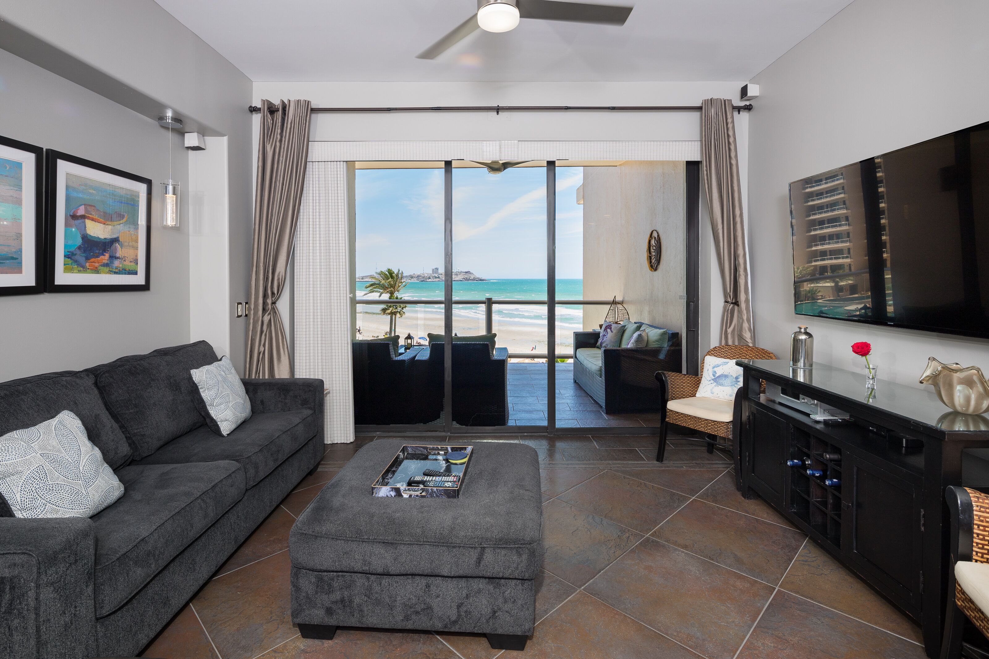 Fresh Remodel - 1BR 1BA Gorgeous Ocean Front Condo at Las Palomas - Cristal 306
