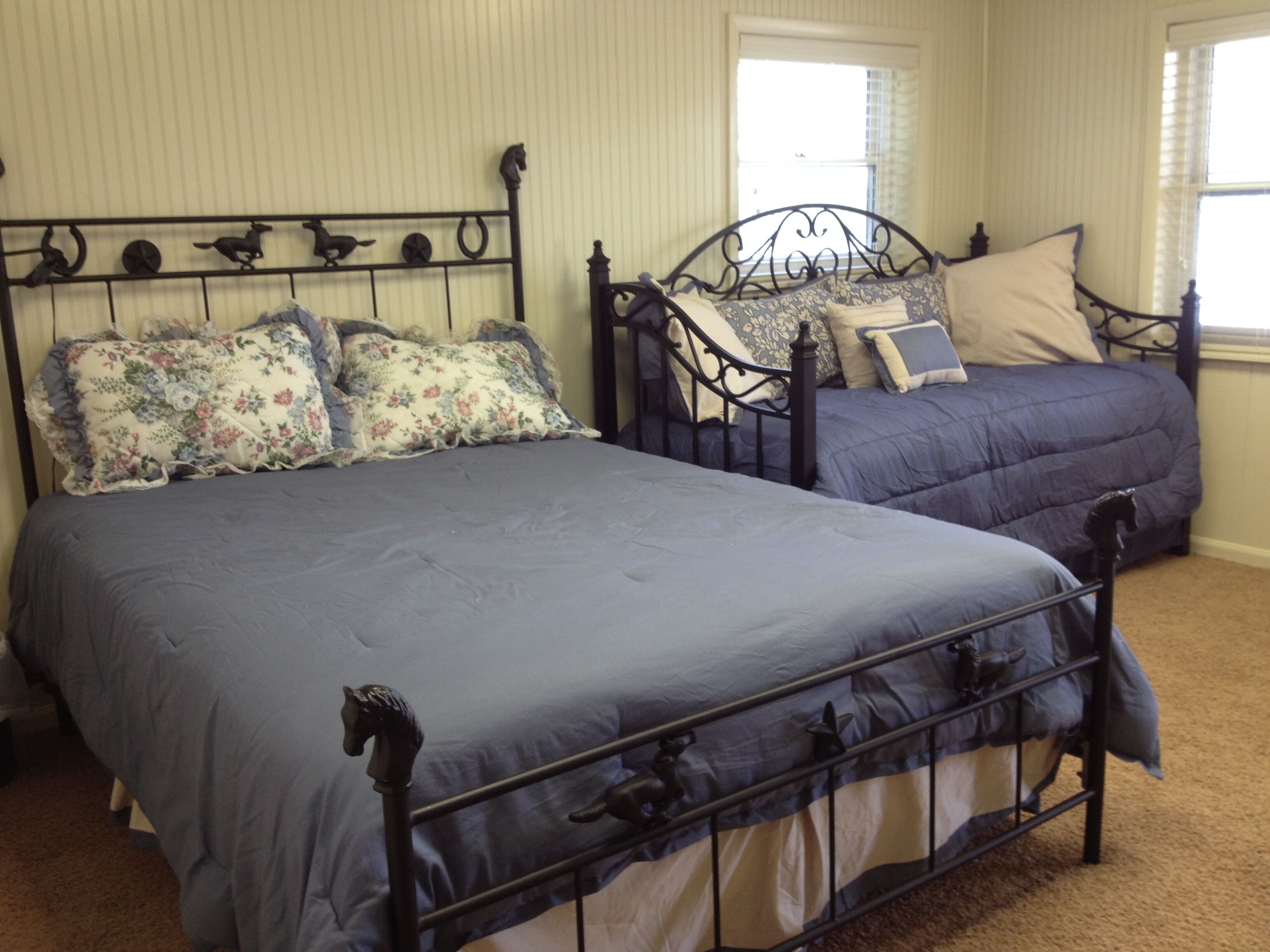 The View-This Family-friendly Space Is Excellent For Water/sport Enthusiasts