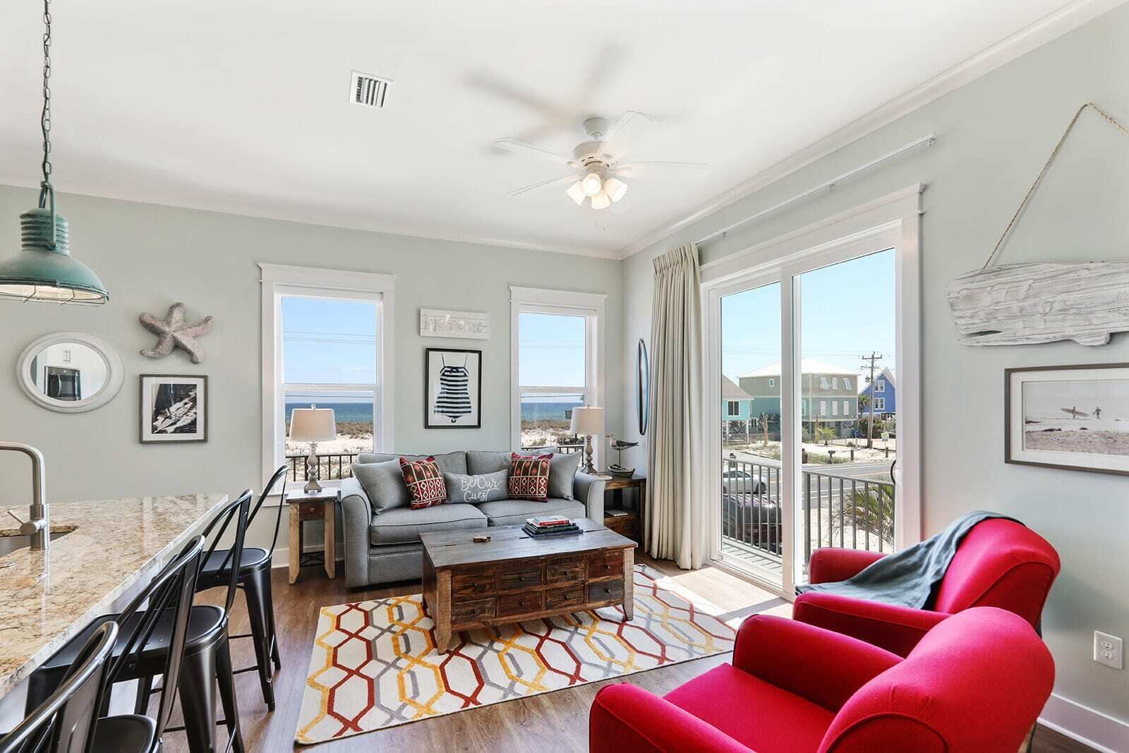 Sweet Caroline's: 2 BR/ 3 BA Coastal Cottage!