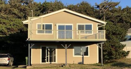 Sues Traum mit wunderschönem Meerblick