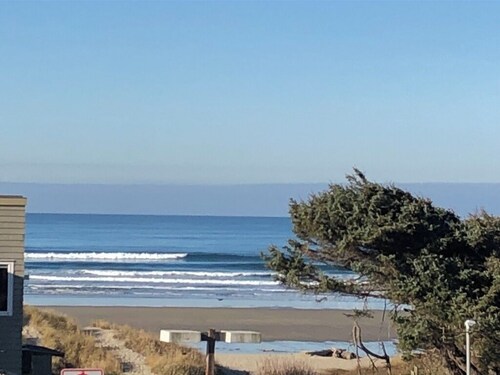 Sue's Dream with Beautiful Ocean Views