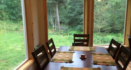 Unique Accueil Ă Willard, Wa. 40 acres, 50 pieds de Little White Salmon River
