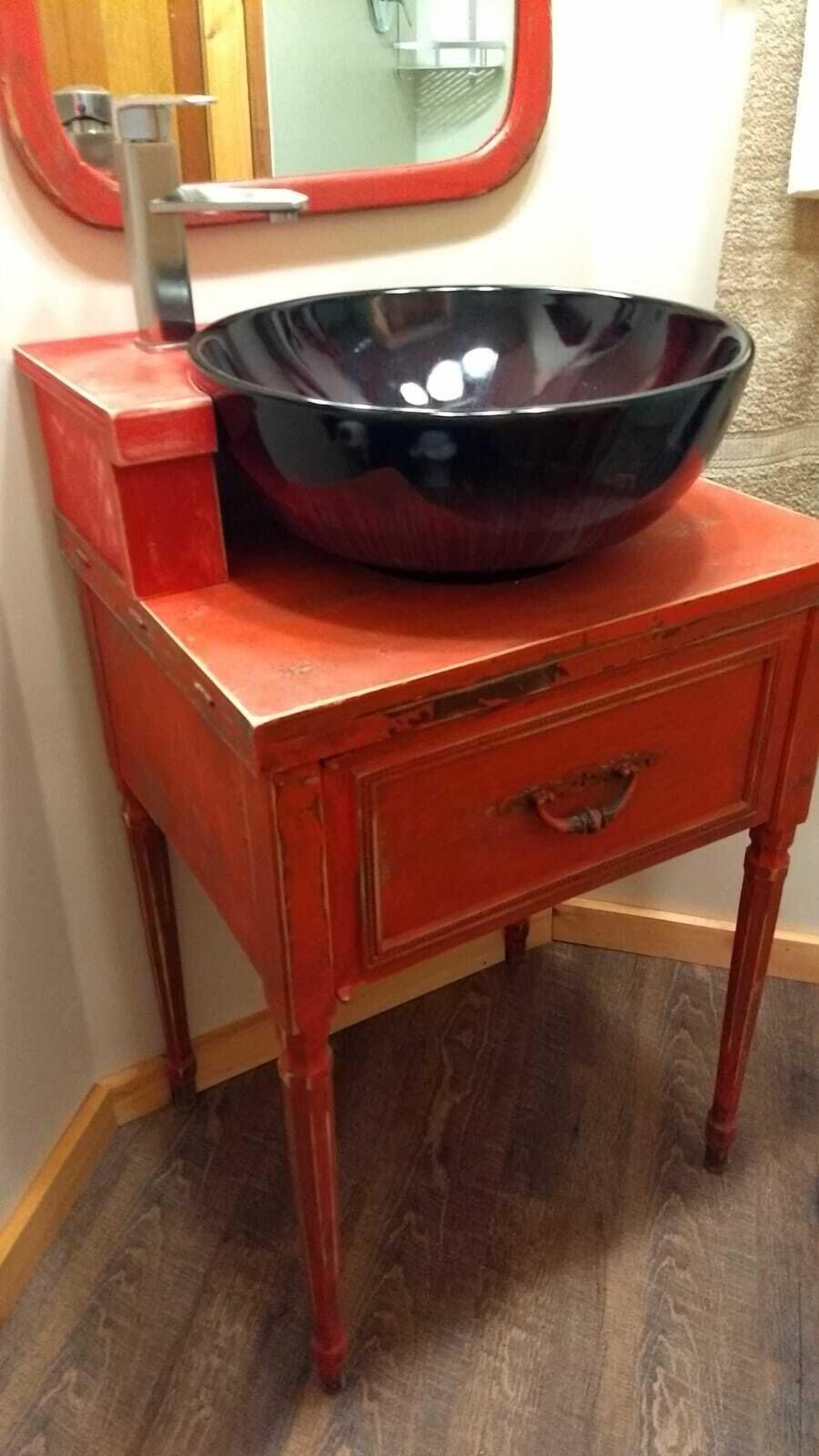 Romantic hillside cottages with private yards and full breakfast included.