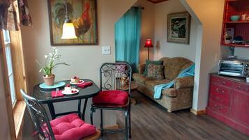 TV, fireplace, DVD player, video library