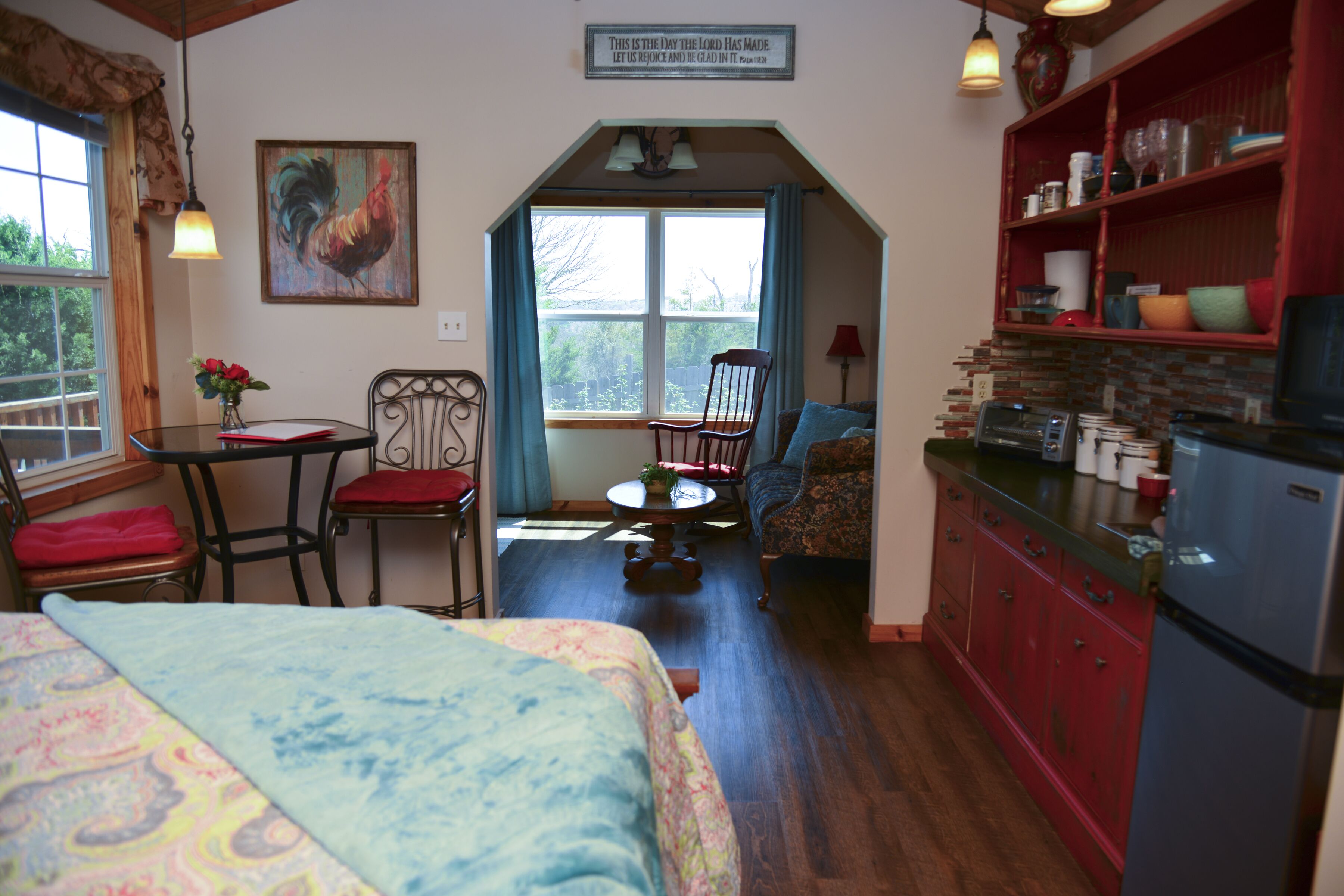 1 chambre, fer et planche à repasser, Wi-Fi gratuit, draps fournis