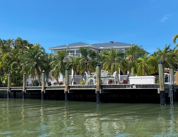 Exterior - Times Square Gem!  4BR Canal front home, private Pool/Spa, Sleeps 12 (Fort Myers Beach)