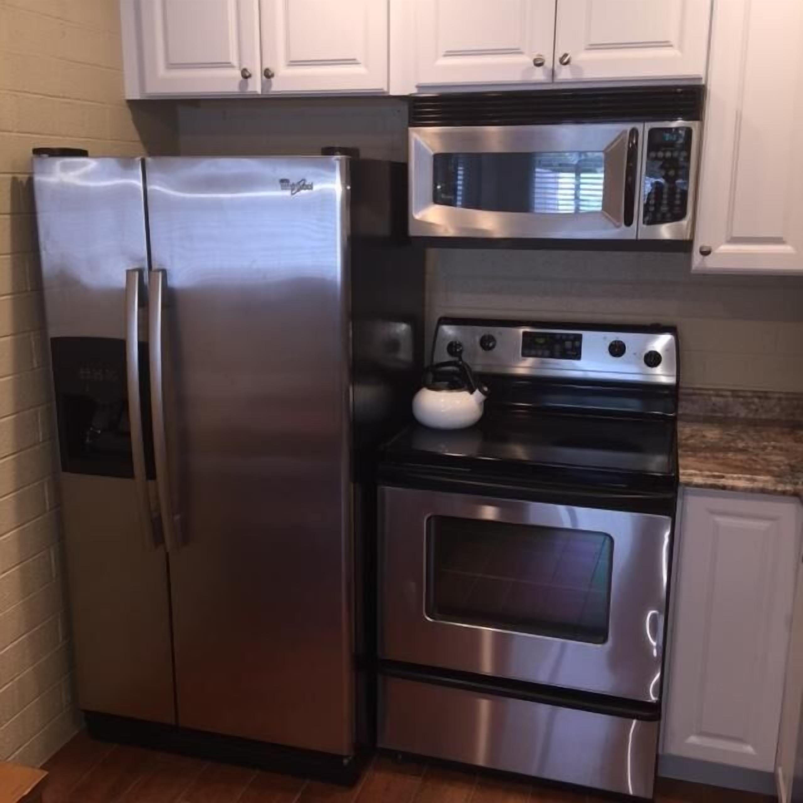 Remodeled 2 Bath 2 Bedroom