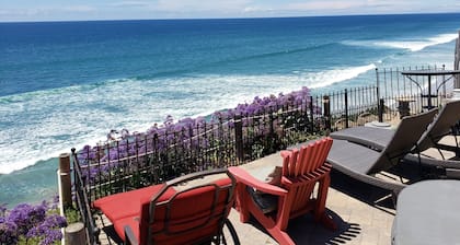 Hermosa casa frente al mar, hermosas vistas, jacuzzi, terraza y patio! ¡Mejor valor!