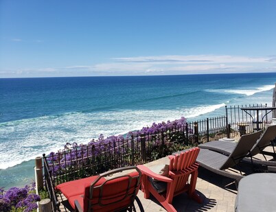 Beautiful Oceanfront Home, Gorgeous Views, Deck and Patio! Best Value!