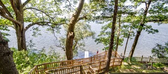  Romántica, encantadora casa de campo de 2 dormitorios en el lago Lamoka