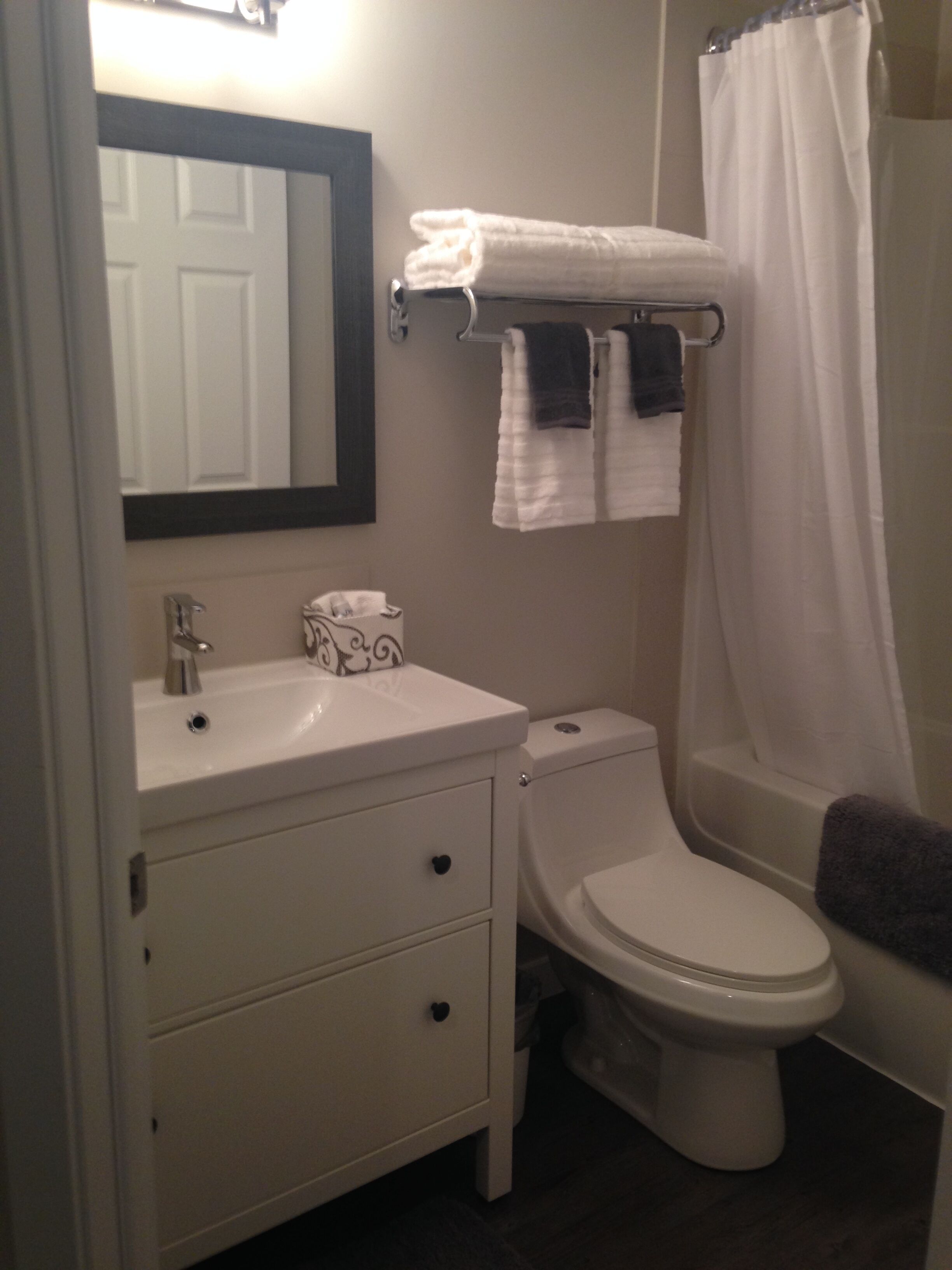 Stay close to Spruce Meadows!