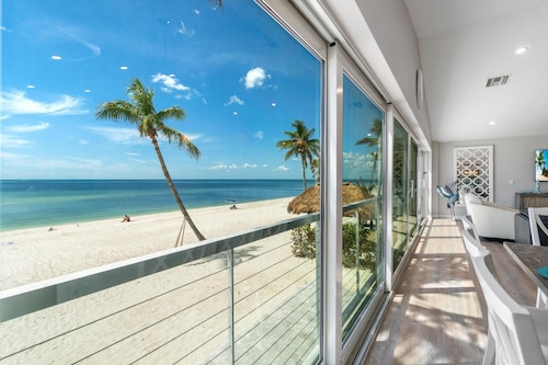 Modern Direct Beachfront Paradise | 3-Bedroom & 2.5 Bath