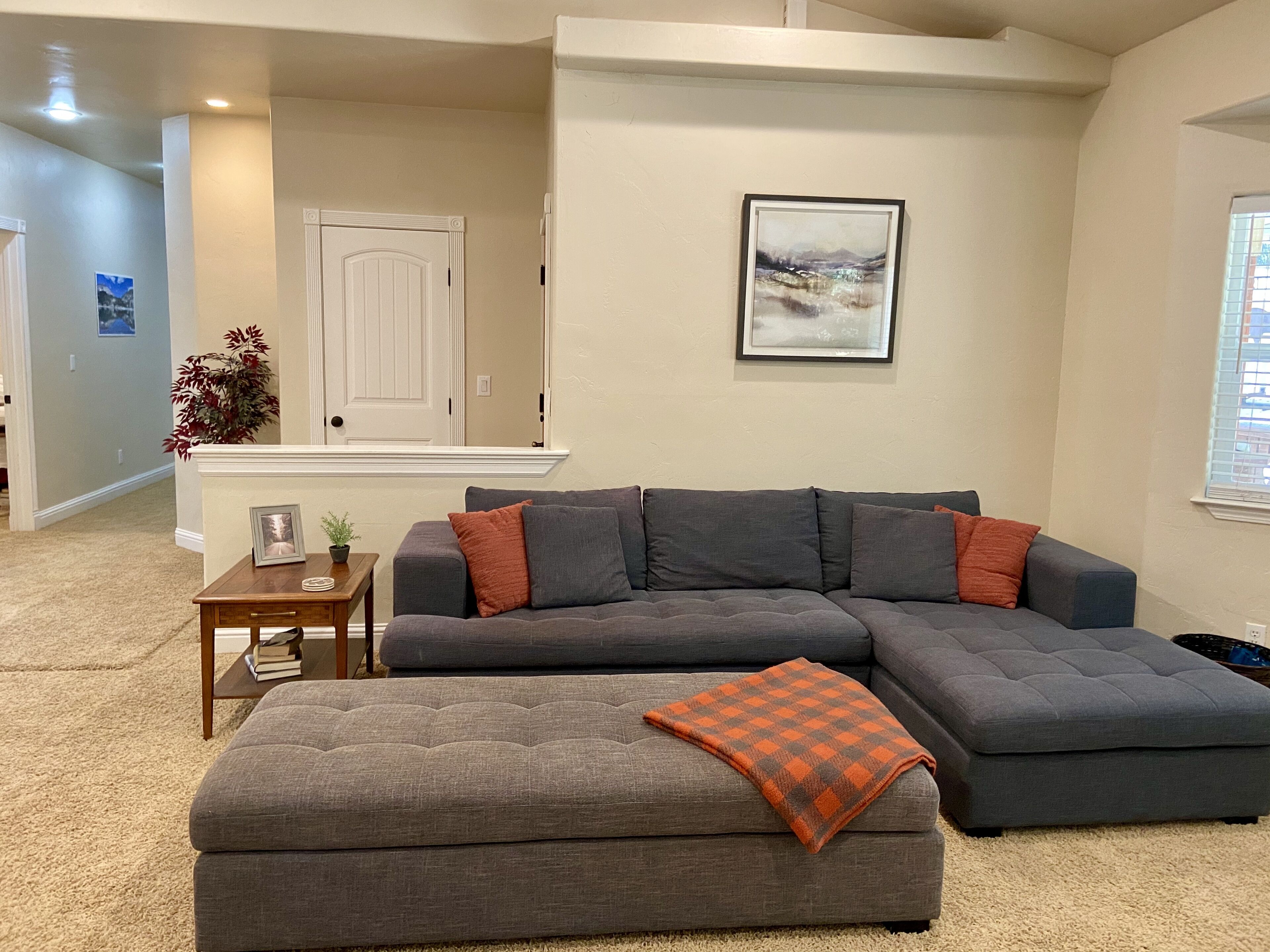 Beautiful Custom Home near Lake McCumber & Mt Lassen