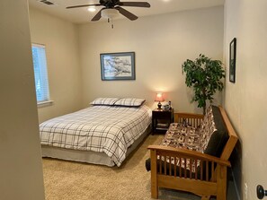 3 bedrooms, in-room safe, iron/ironing board, free WiFi