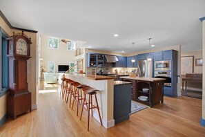 Fridge, microwave, oven, stovetop - New Dock, Sailors Valentine Beach House, and Hot Tub! (Tenants Harbor)