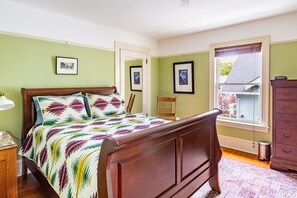 4 Schlafzimmer, Bügeleisen/Bügelbrett, WLAN, Bettwäsche