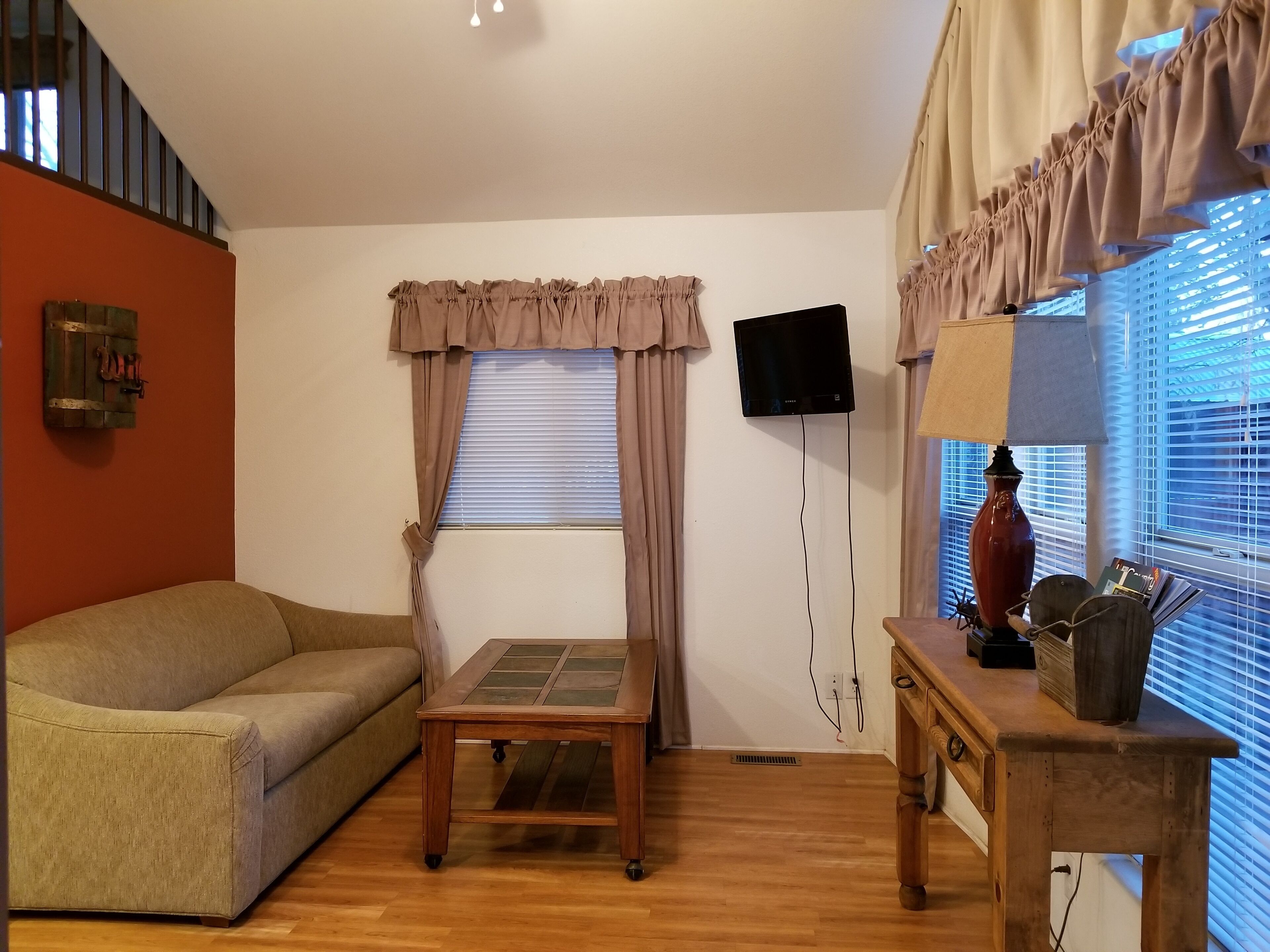 The Fig Cabin at Mendelbaum Winery Guest Cabins