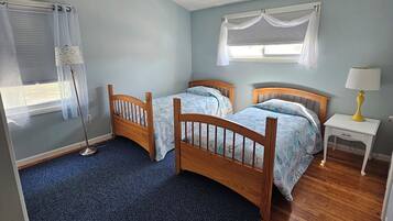 4 Schlafzimmer, Bügeleisen/Bügelbrett, Reisekinderbett, kostenloses WLAN