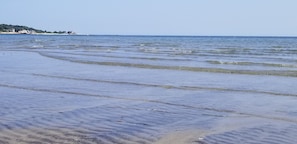 Am Strand, Liegestühle, Strandtücher