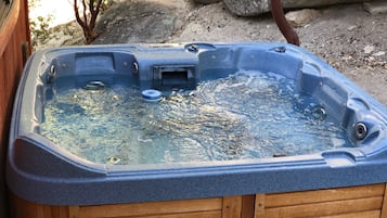 室外 SPA 浴缸