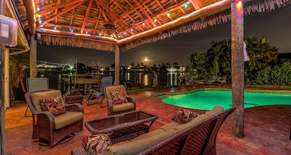 Beachy Tiki on the Water!