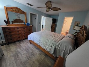 1 Schlafzimmer, Schreibtisch, Bügeleisen/Bügelbrett, kostenloses WLAN