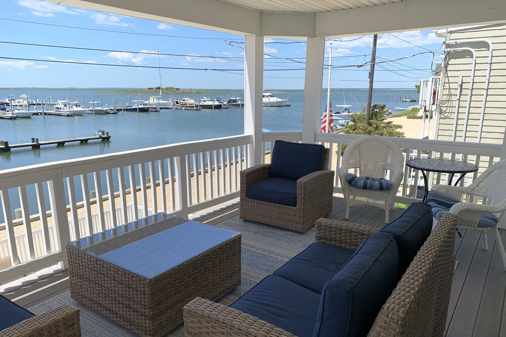 Beach Haven 4 Bedrooms with Bay and Marina Views Near Beach and Center of Town