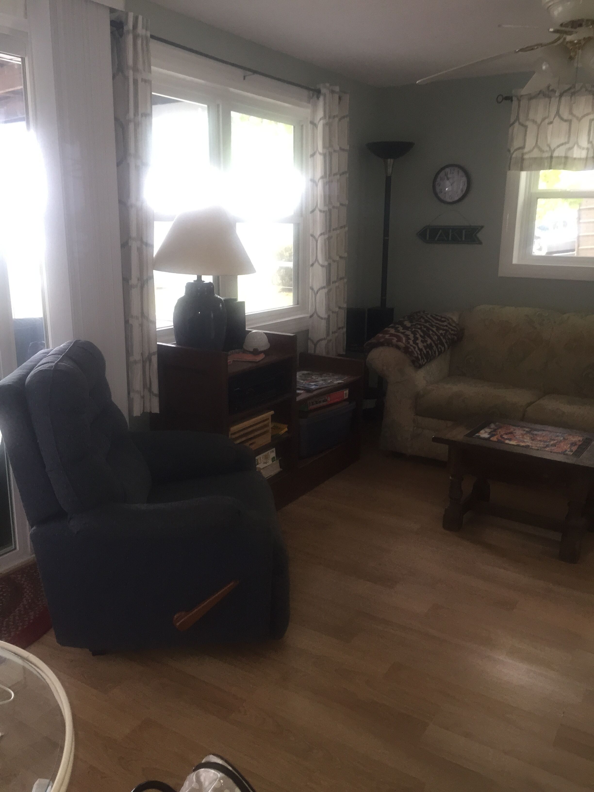 Affordable Cottage in a Quiet Cove on Beautiful Smith Mountain Lake.