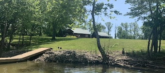 Beautiful, Cedar Lakeside Cabin with Private Dock