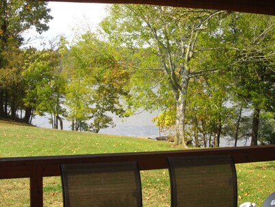 Beautiful, Cedar Lakeside Cabin with Private Dock