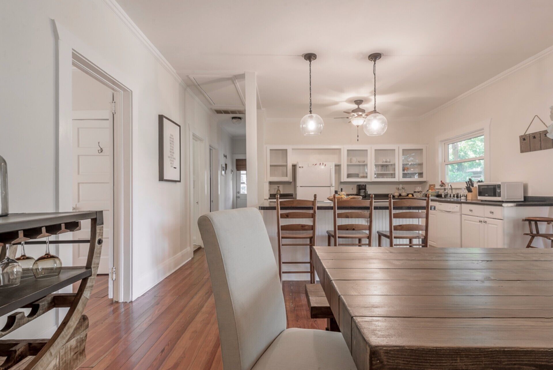 Beautiful Pool Home Near Busch Gardens, Lowry Park, and Great Restaurants