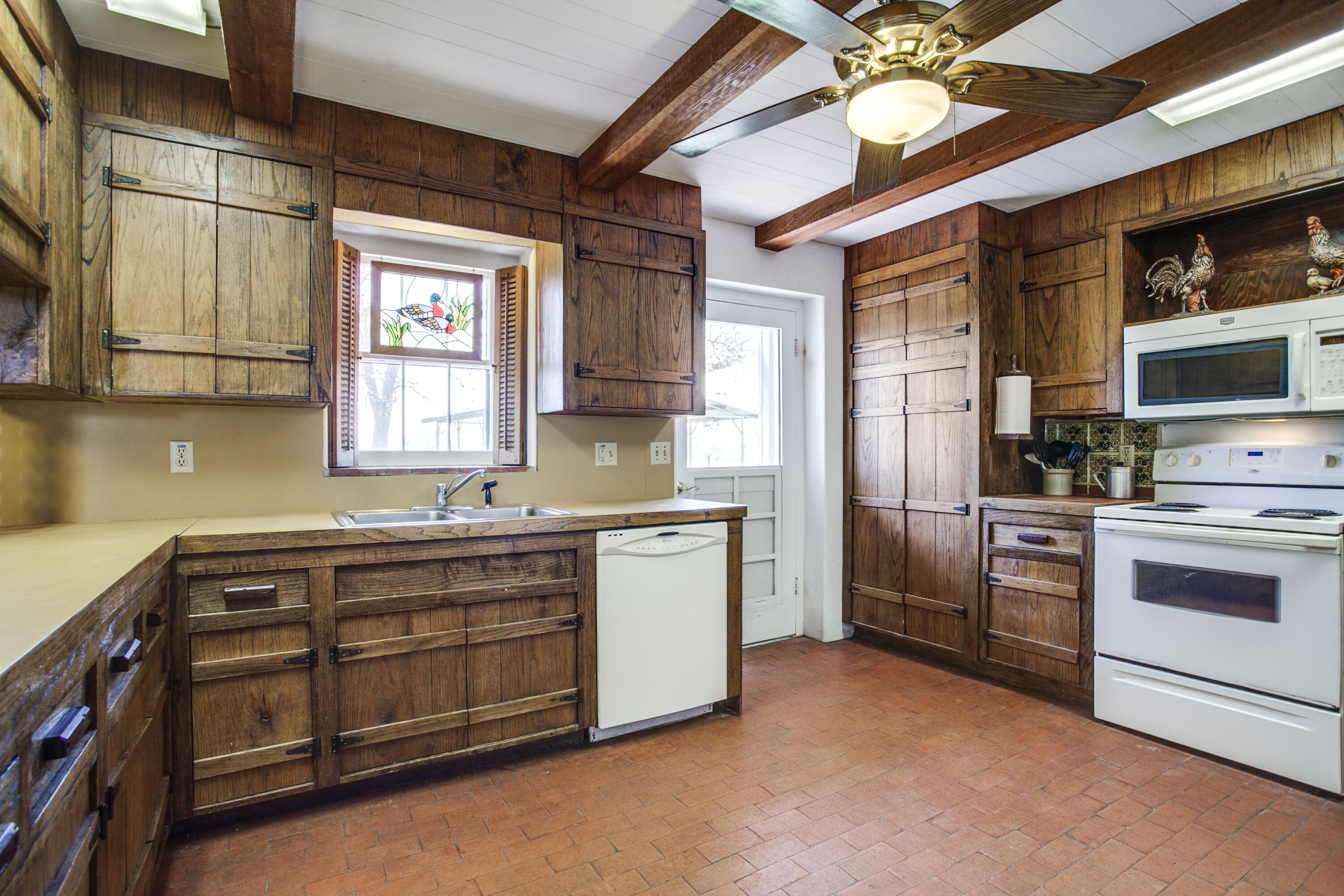 Utopia Texas Waresville River Retreat Donoho Farm