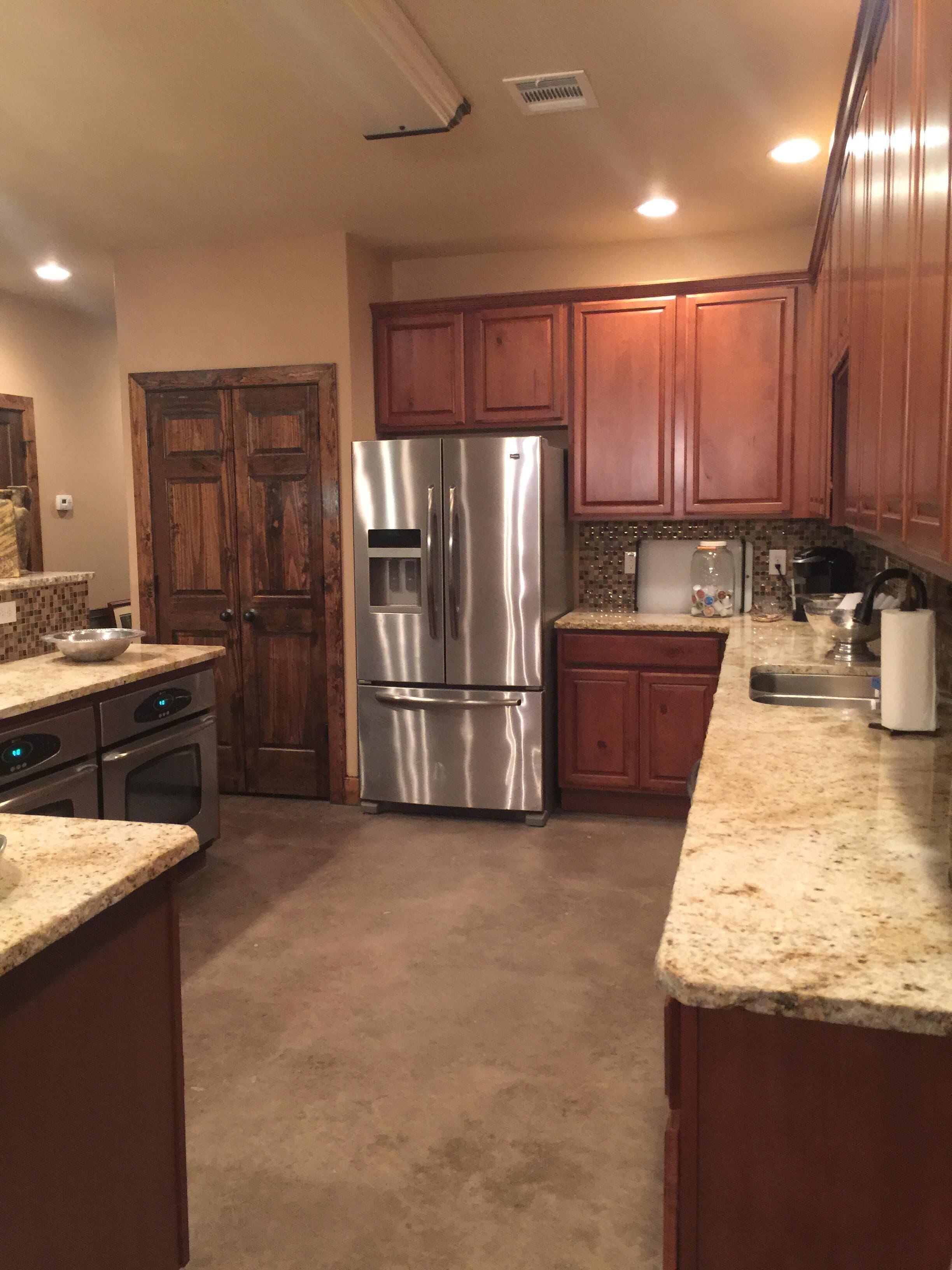 Best views, best side of Peninsula, best lake!  Come check in! 