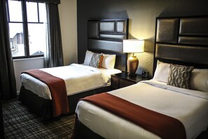 2 Schlafzimmer, Zimmersafe, Bügeleisen/Bügelbrett, WLAN