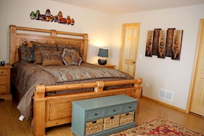 3 Schlafzimmer, Bügeleisen/Bügelbrett, Reisekinderbett, kostenloses WLAN