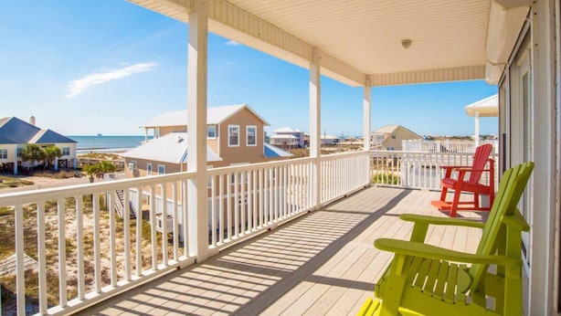 A covered porch with a view of the beach and ocean. - Best First Tier House - Located in beautiful Morgantown (Gulf Shores)