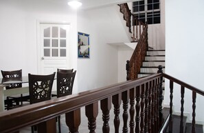 Interior - 【Le'Hilltop】Land Below The Wind | Bright & Cozy Semi-D House | BBQ / 8-10Pax (Taman Hilltop)