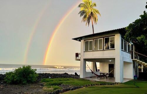 Epic Ocean Front Surf House in La Libertad, El Cocal Beach