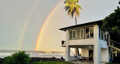 Epic Ocean Front Surf House in La Libertad, El Cocal Beach