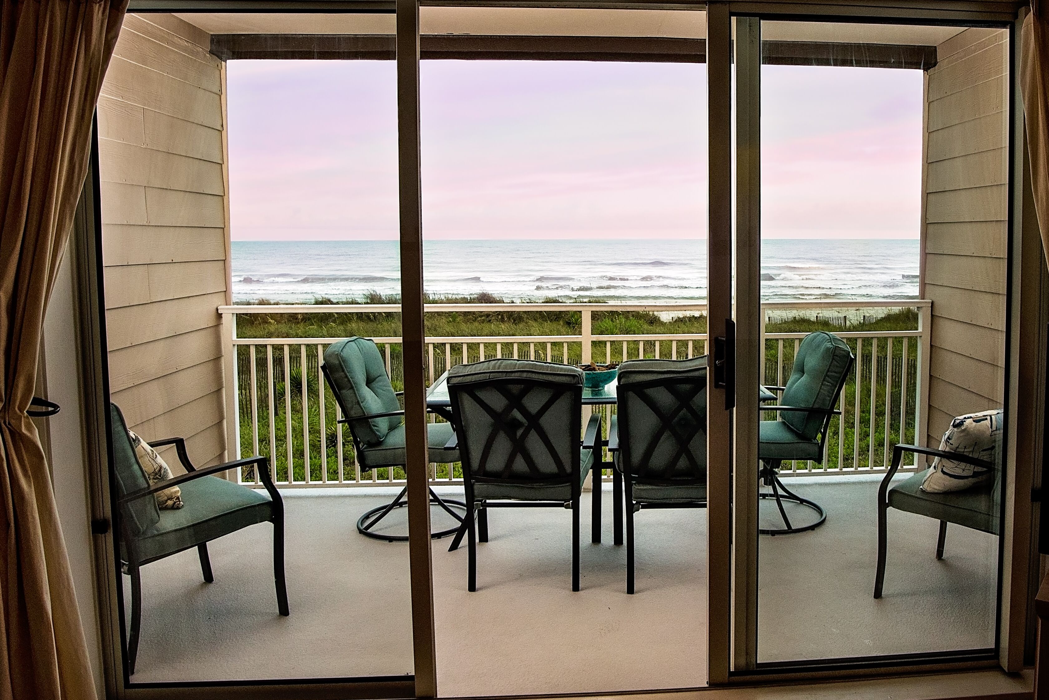 Private Ocean Front Windjammer Condo Spectacular Ocean View Steps From the Beach