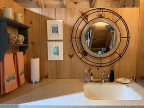 Hårtørrer, håndklæder, Sæbe, Shampoo