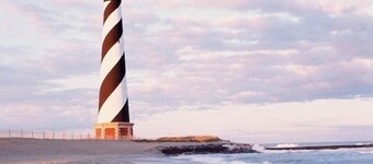 Breeze Bay-Avon NC Soundfront • Kayaks • SUP • Pool • Pickleball • Walk to Beach