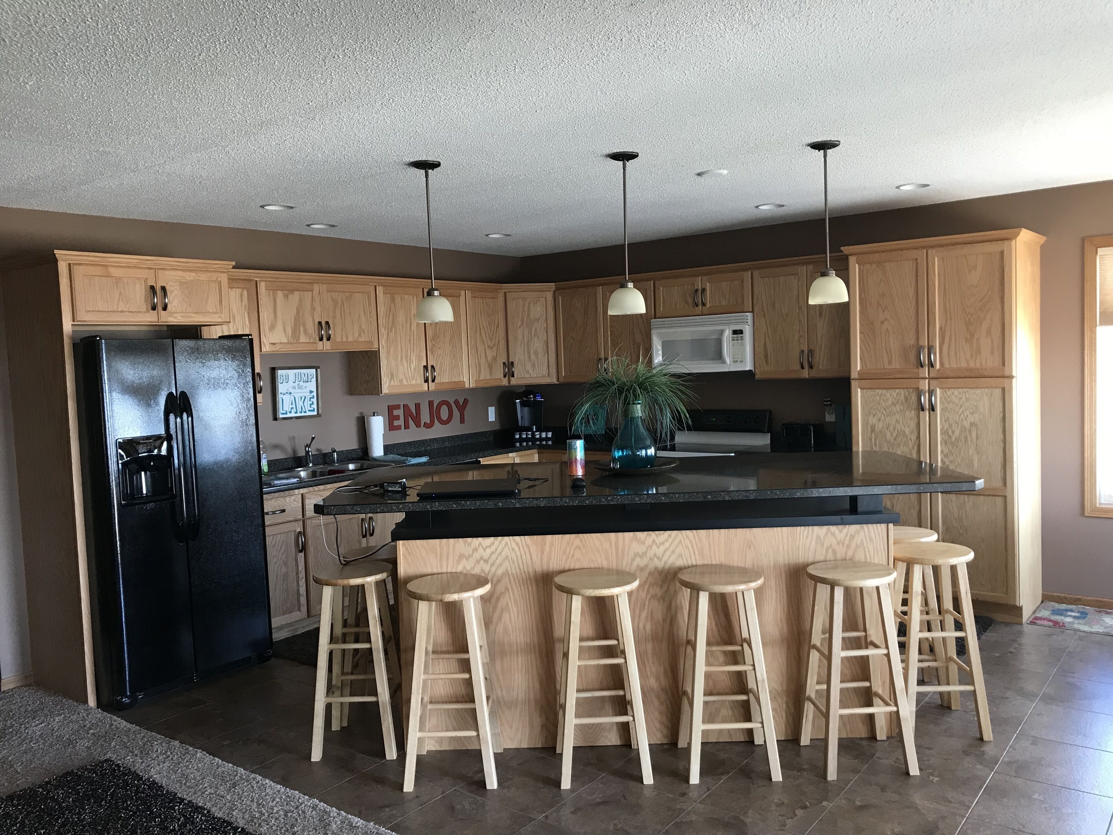 Spacious 3 bed, Two bath Lake home, Located on the strip in Detroit Lakes!