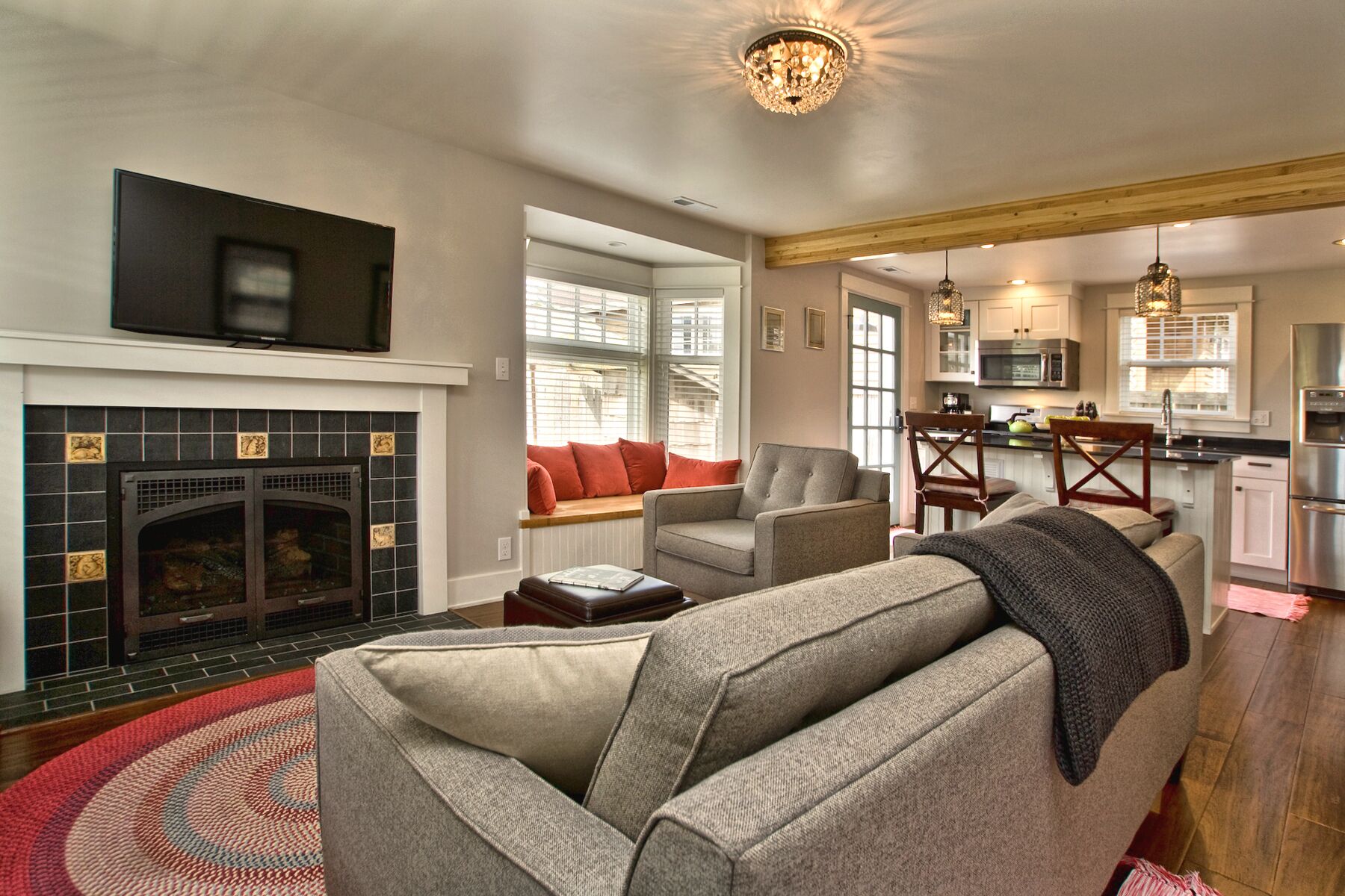 Cozy Cottage, 1 block from Beach and minutes from Downtown Cannon Beach