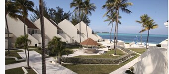 Stunning Nassau Villa on Cable Beach!