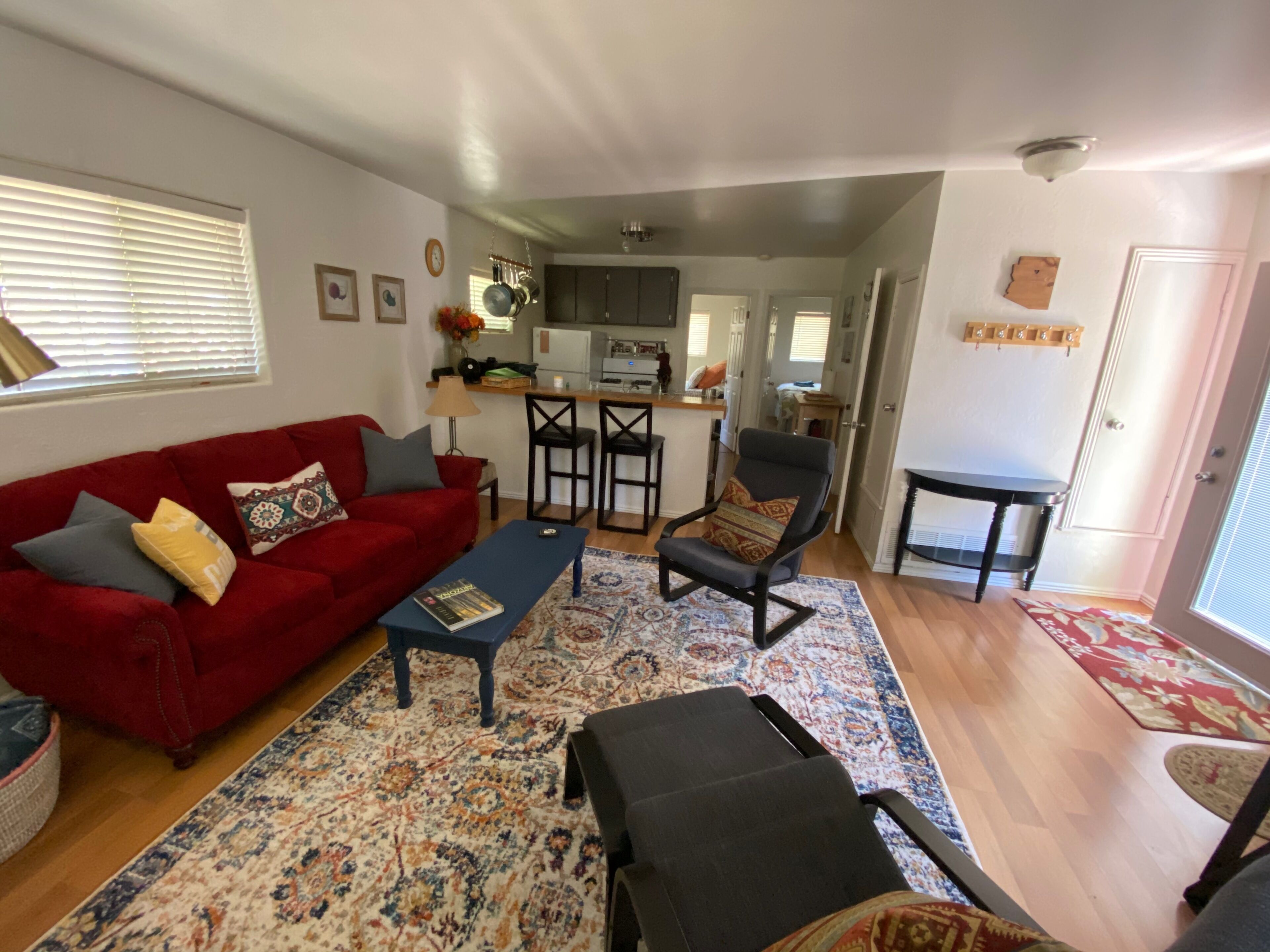 Cozy, Modern Two Bedroom Downtown Flagstaff Cottage for Short or Extended Stays